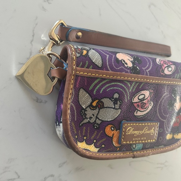 Dooney & Bourke Disney Parks Wristlet, RARE Purple Sketch Pattern - Picture 6 of 13